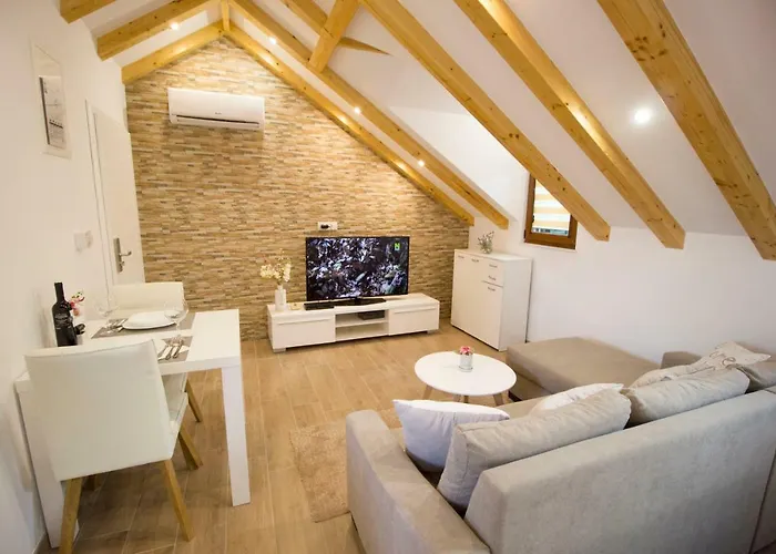 Ariston Appartement *